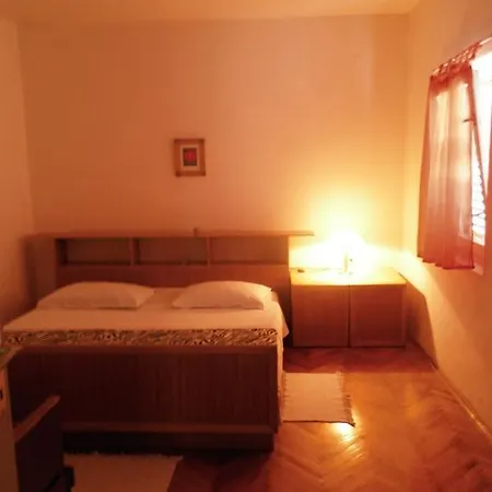 Boris Apartmán Jezera